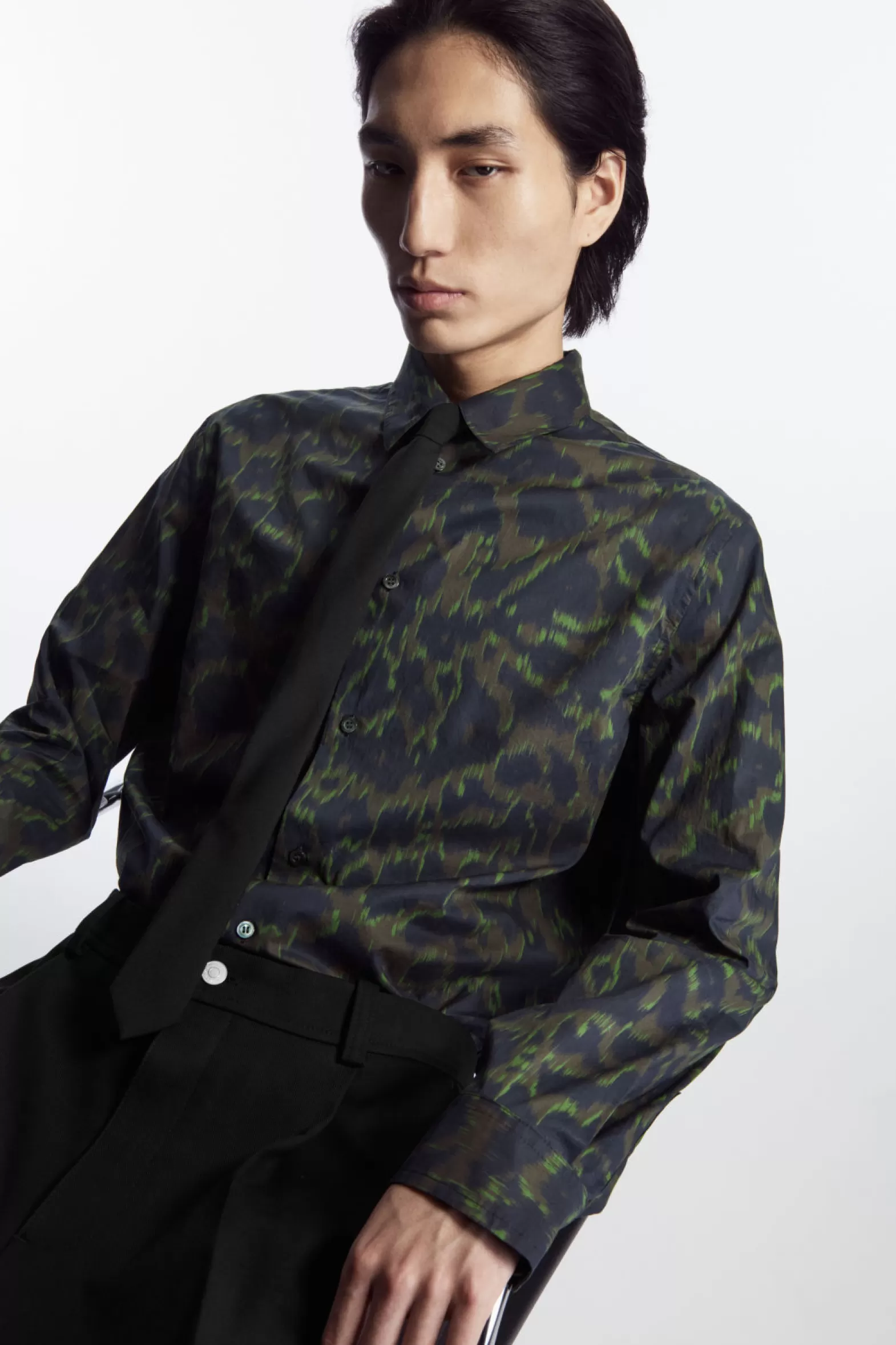 COS ANIMAL-PRINT TAILORED SHIRT