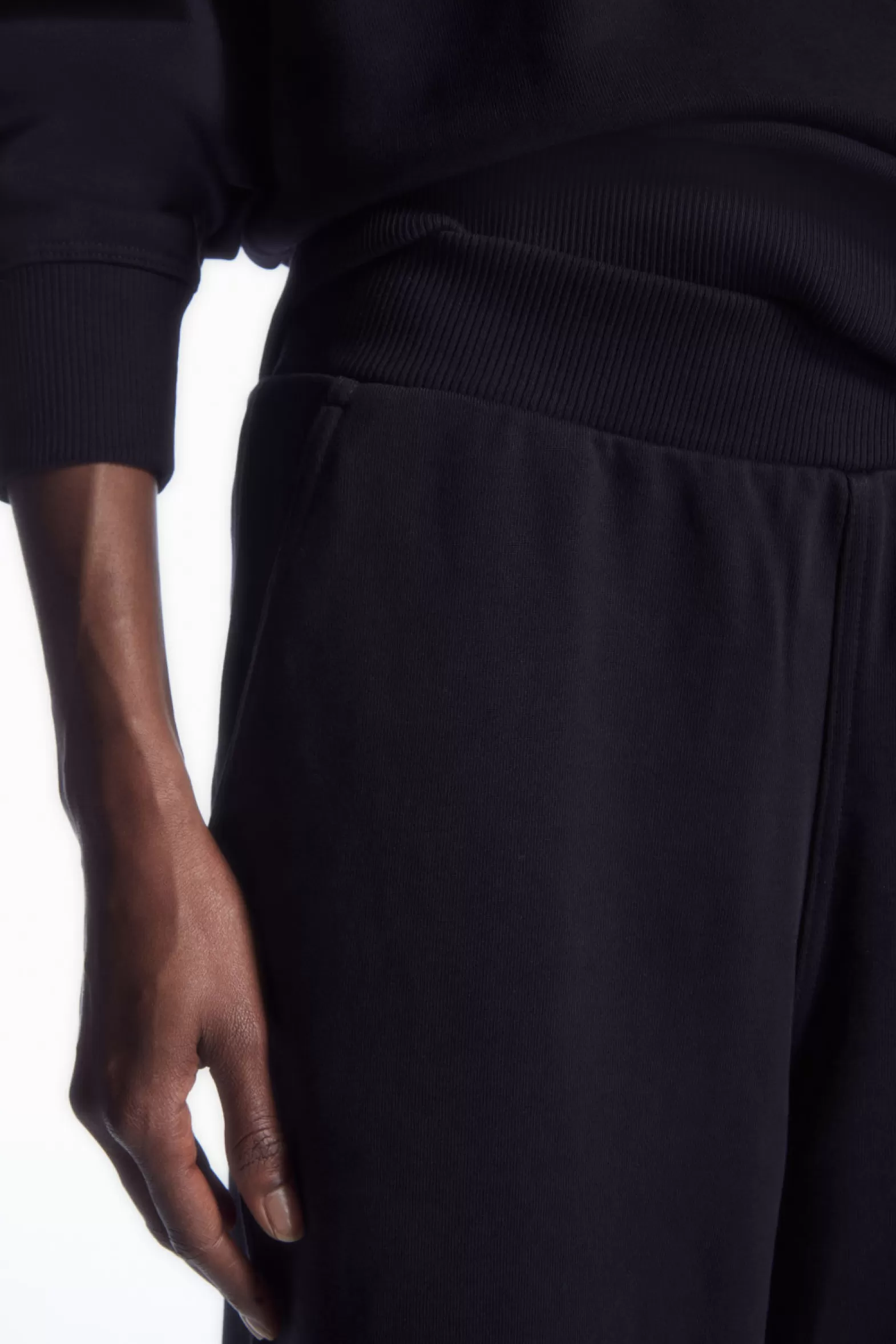 COS BARREL-LEG JERSEY JOGGERS