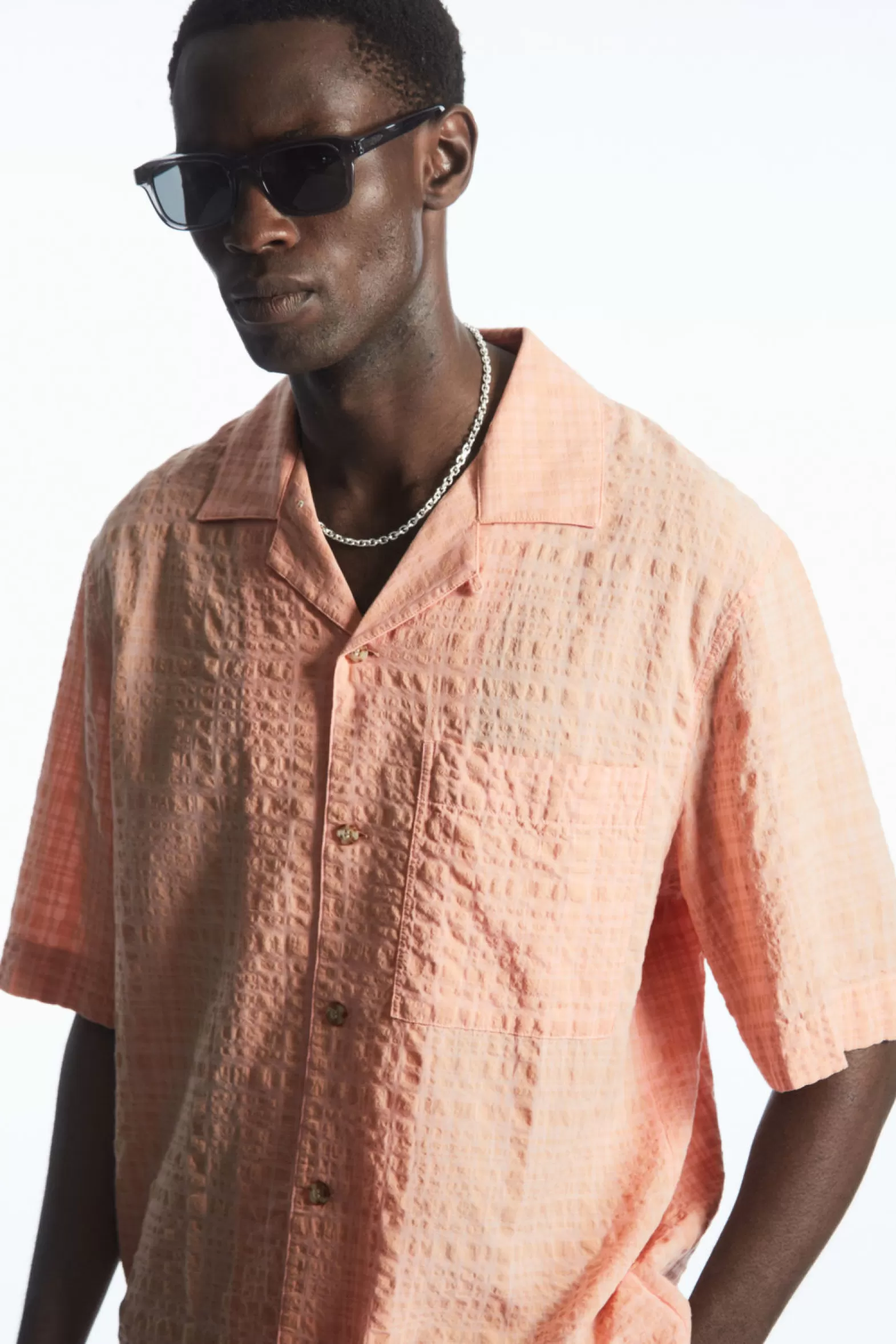 COS CHECKED SEERSUCKER CAMP-COLLAR SHIRT