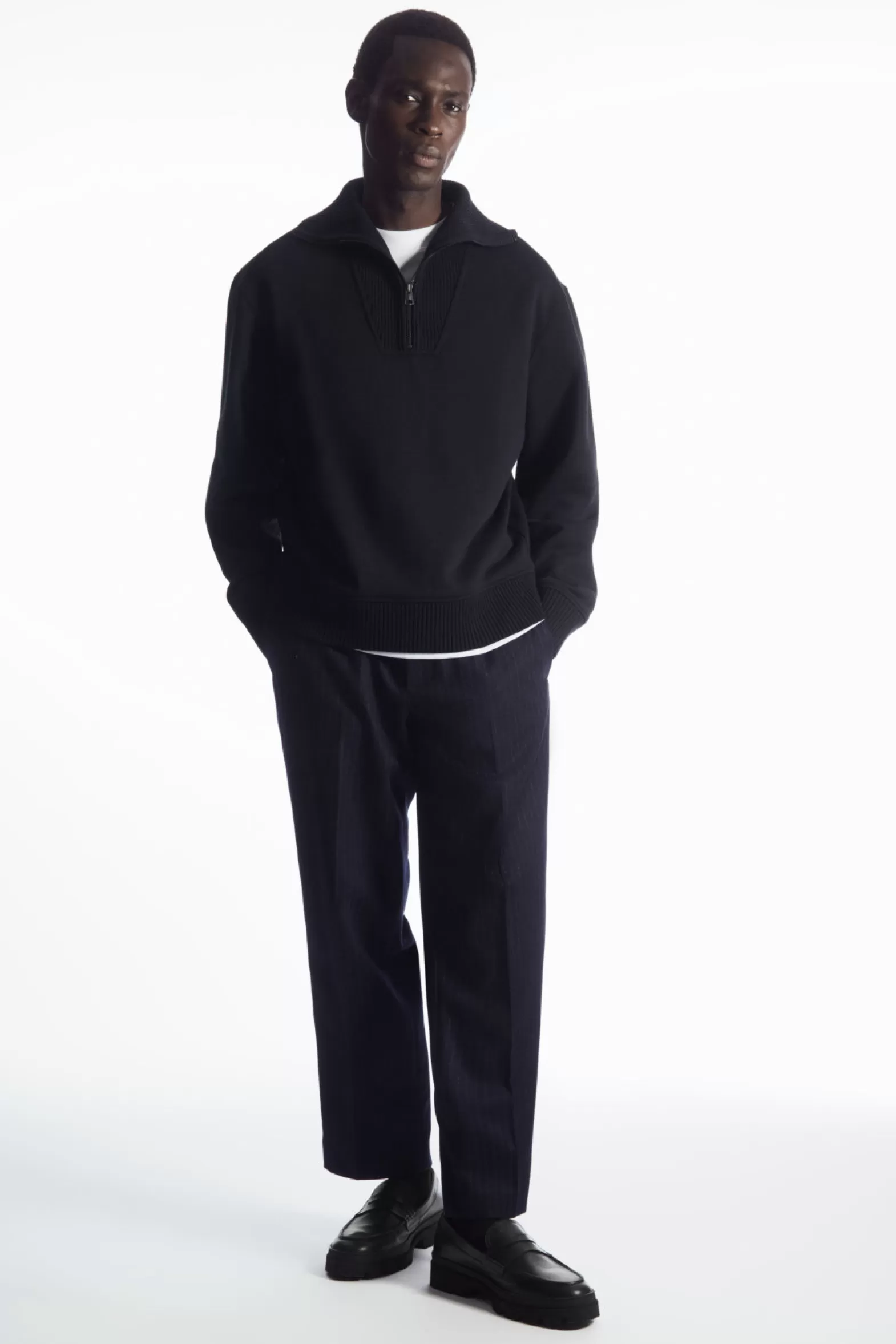 COS FUNNEL-NECK HALF-ZIP SWEATSHIRT