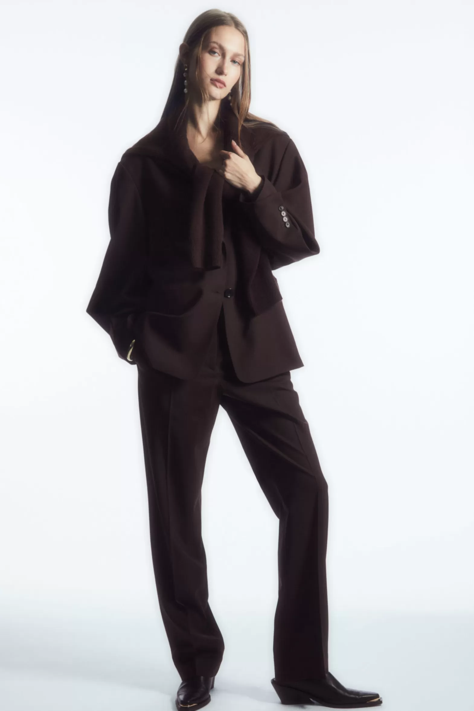 COS LOW-RISE TAILORED WOOL TROUSERS