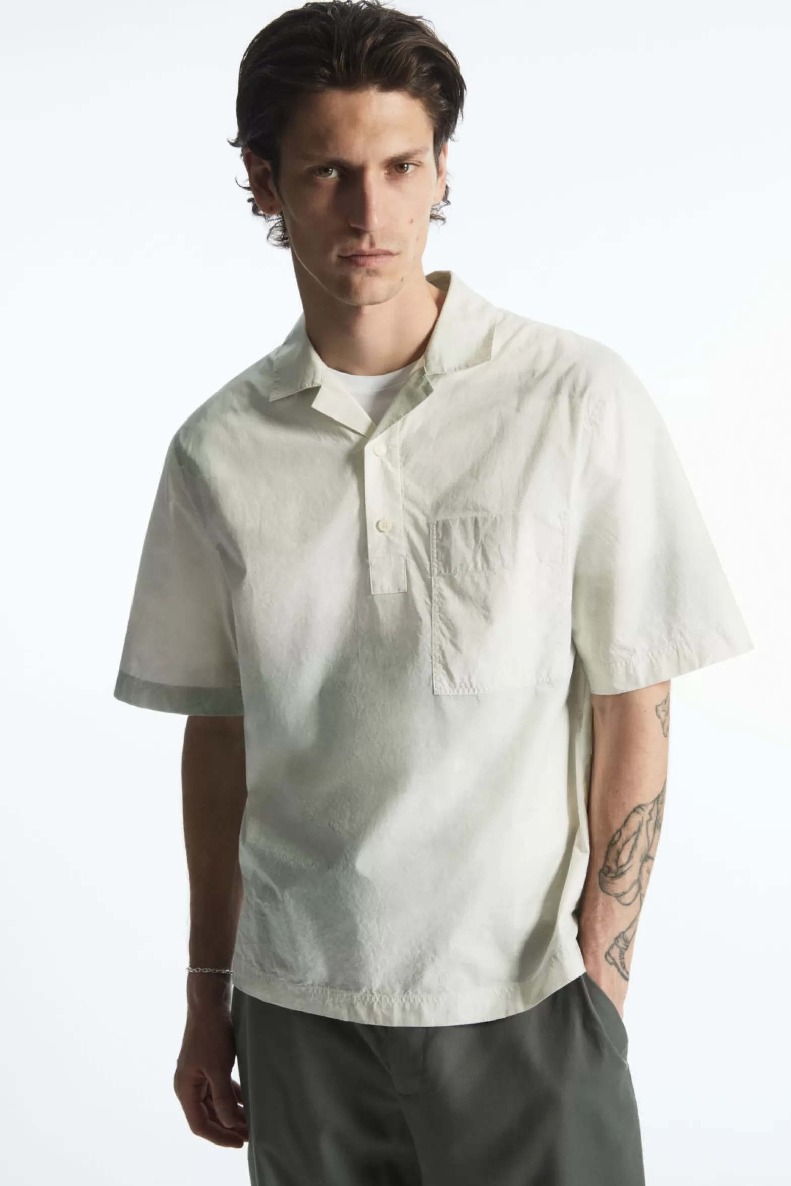 COS PRINTED HALF-PLACKET SHORT-SLEEVED SHIRT