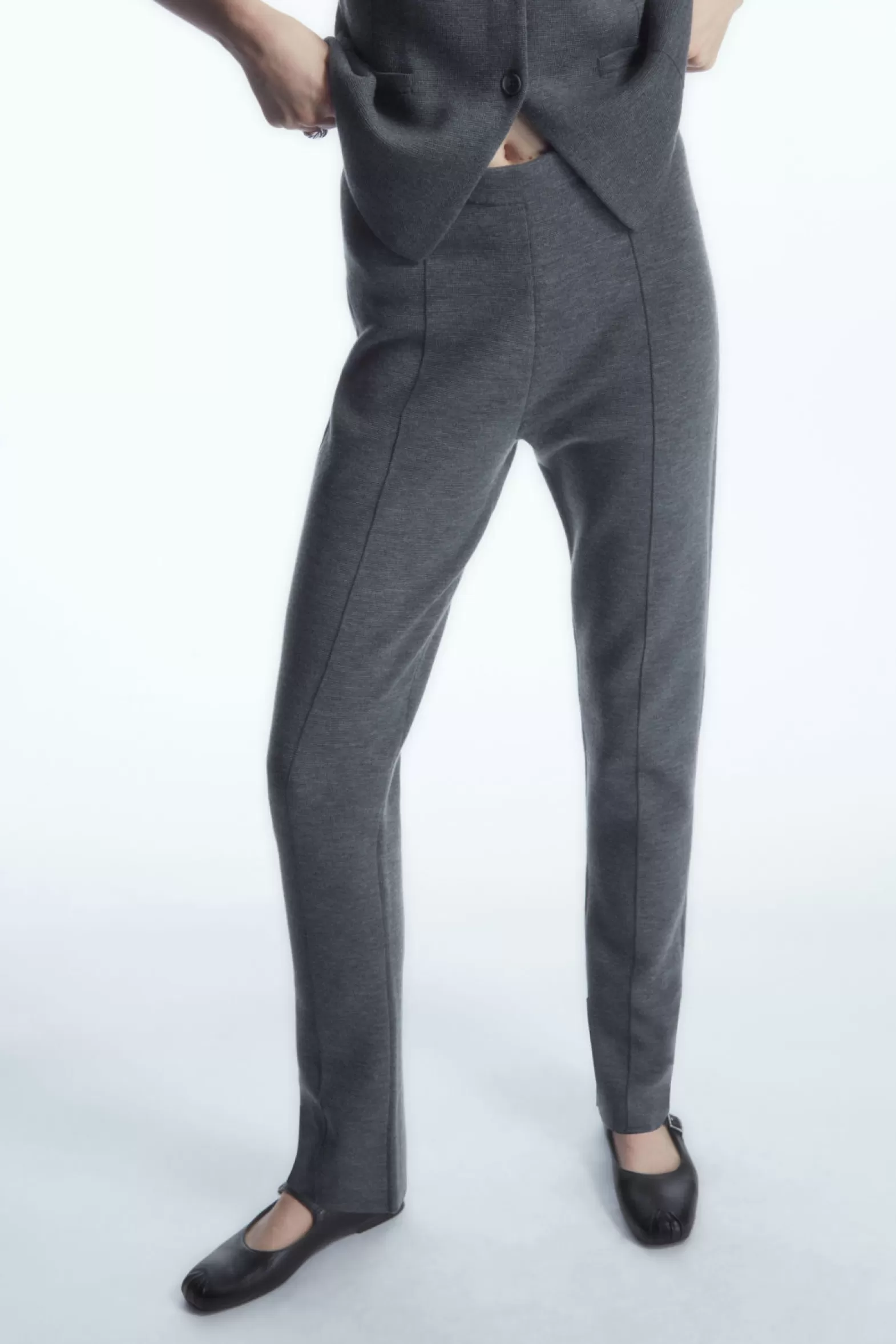 COS SLIM-FIT KNITTED TROUSERS