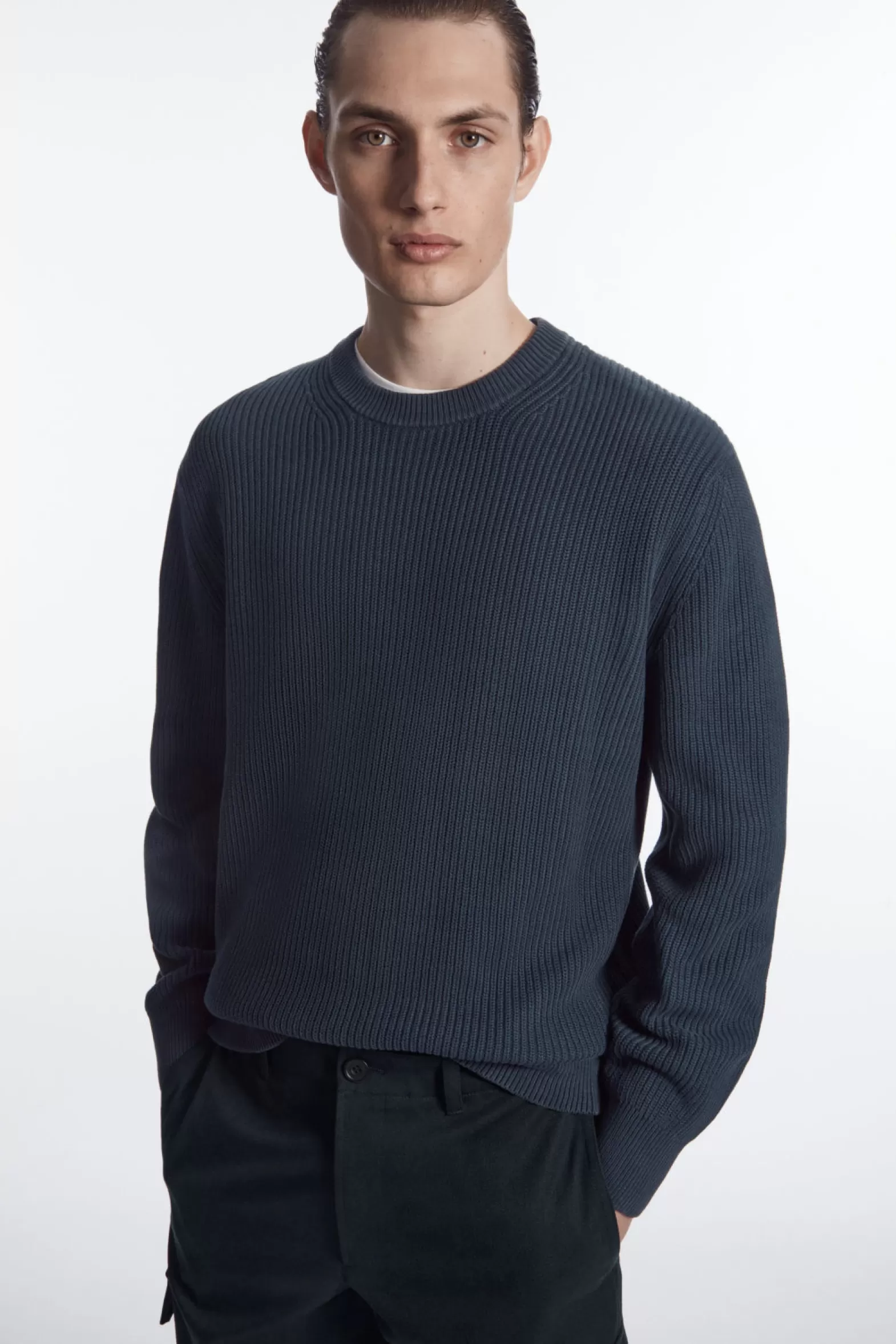 COS STONE-WASHED KNITTED JUMPER