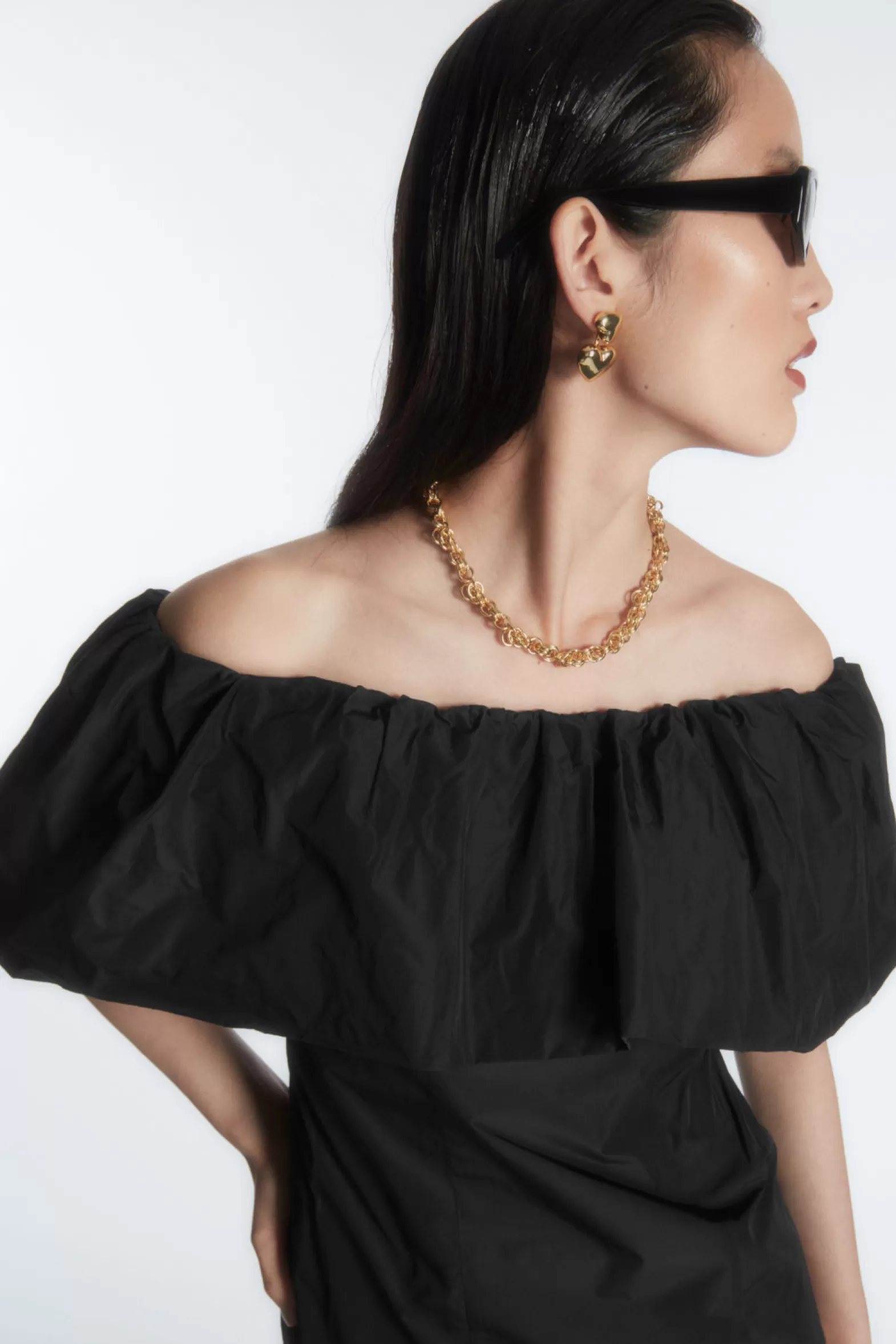 COS VOLUMINOUS OFF-THE-SHOULDER TOP