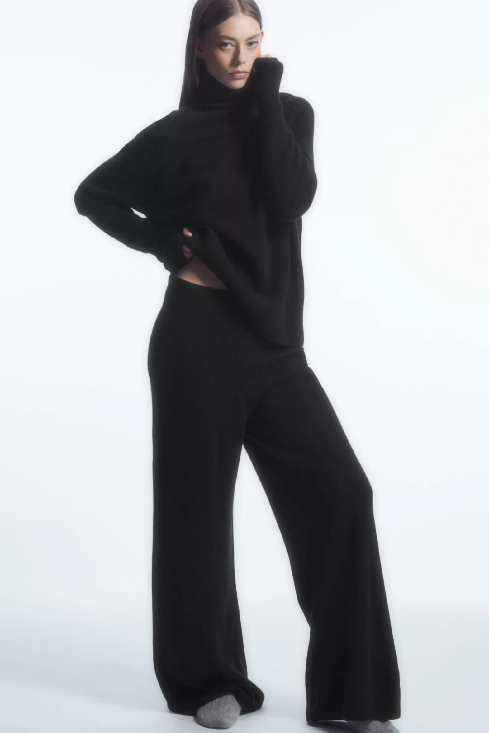 COS WIDE-LEG PURE CASHMERE TROUSERS